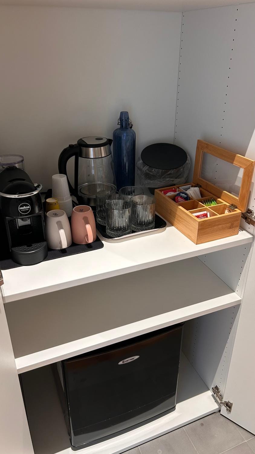 Coffee/tea facilities
