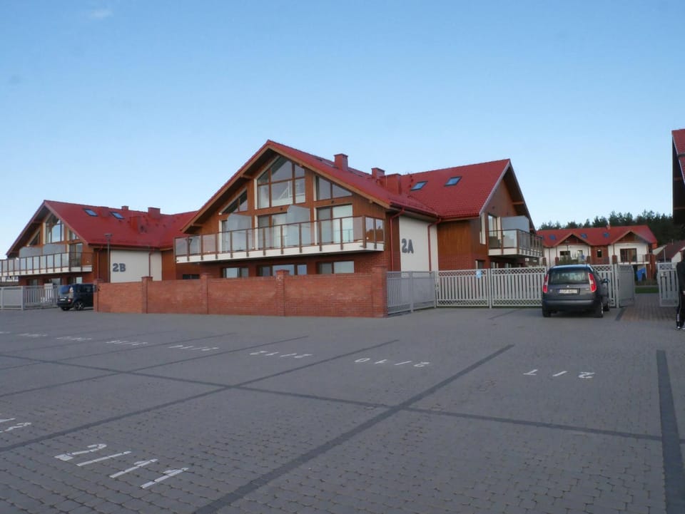 Neighbourhood, Parking