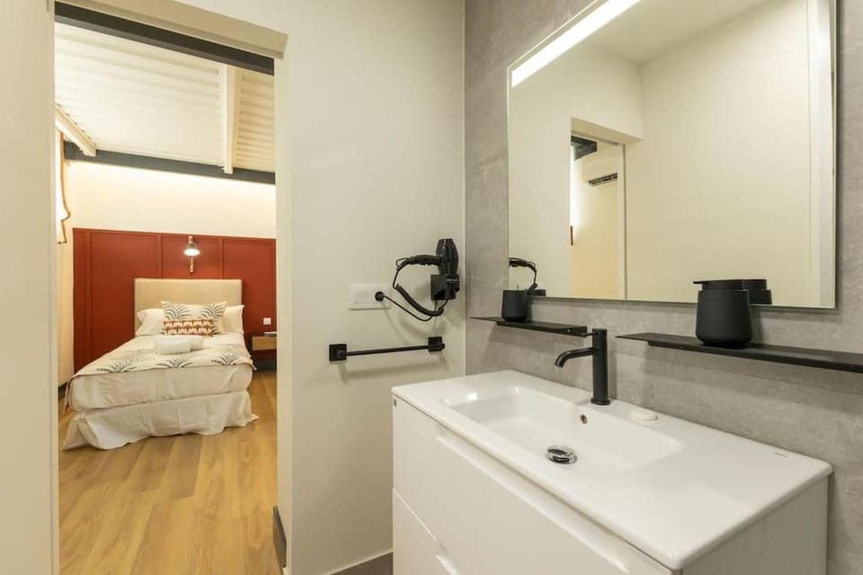 Pasaje Mallol Central Duplex by Valcambre Apartment in Seville
