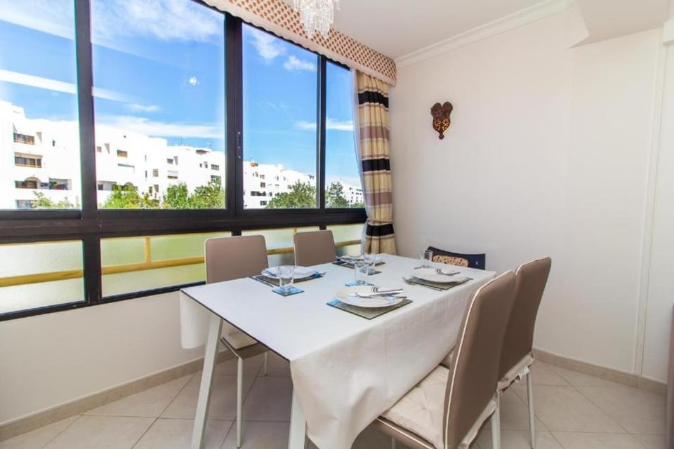 Quarteira Beachside Escape Apartment in Quarteira