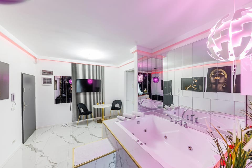 Apartament de lux cu jacuzzi in Timisoara Apartment in Timisoara