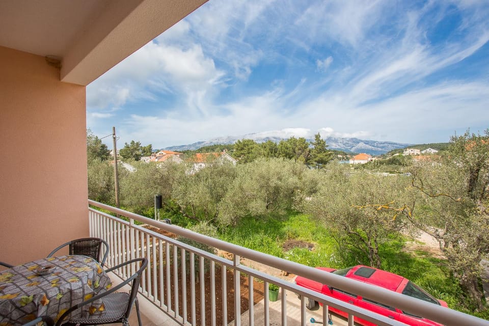Day, Natural landscape, Balcony/Terrace