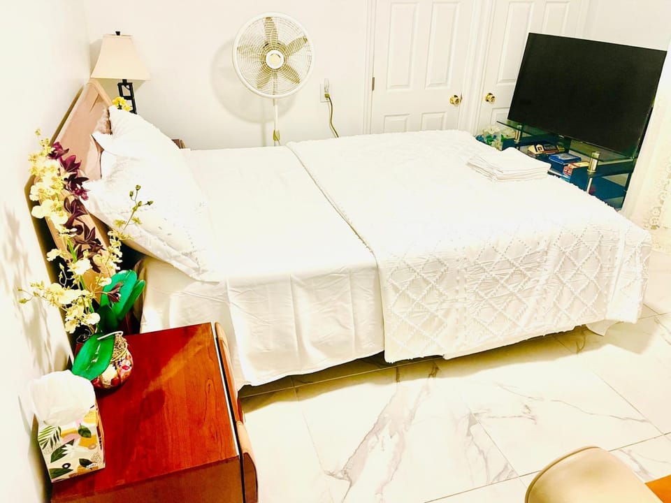 TV and multimedia, Bedroom