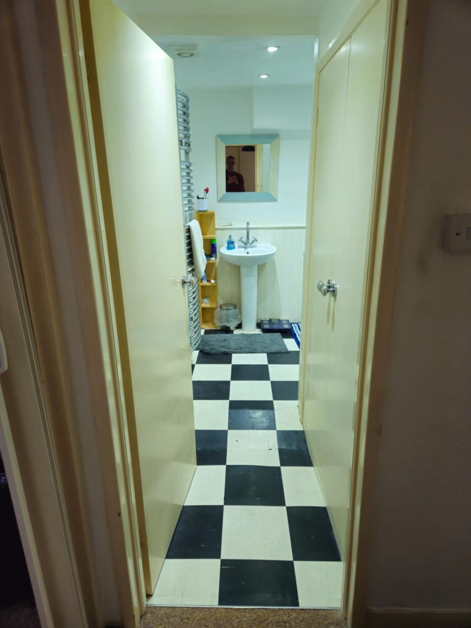 Toilet, Internal: Not applicable to any particular room