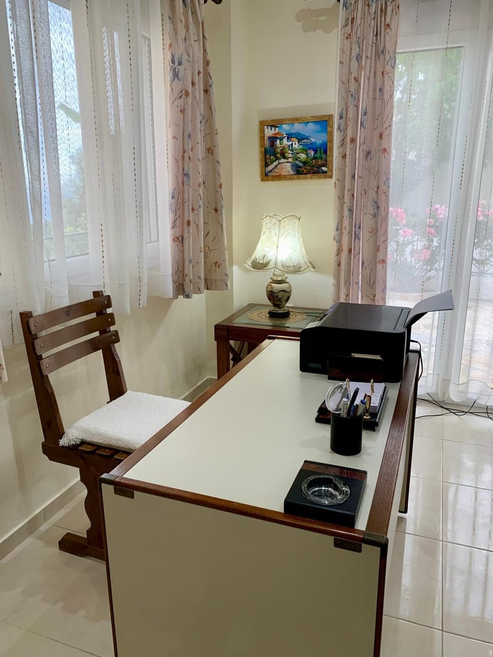 Seating area