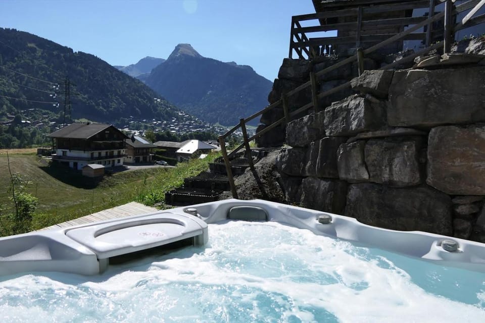 Day, Natural landscape, Hot Tub, Mountain view