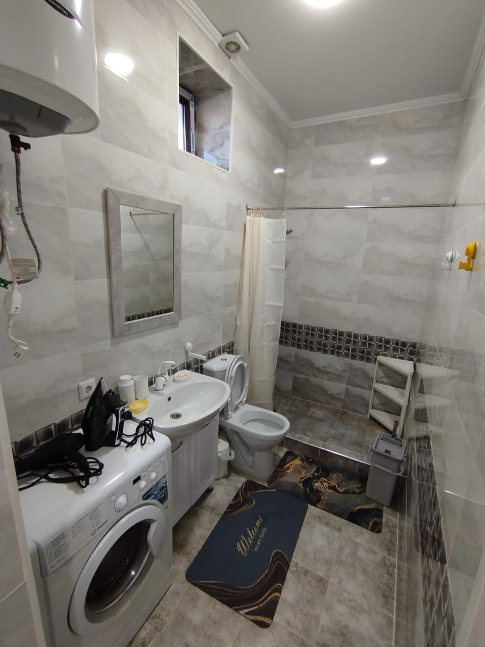 Shower, Toilet, Bathroom