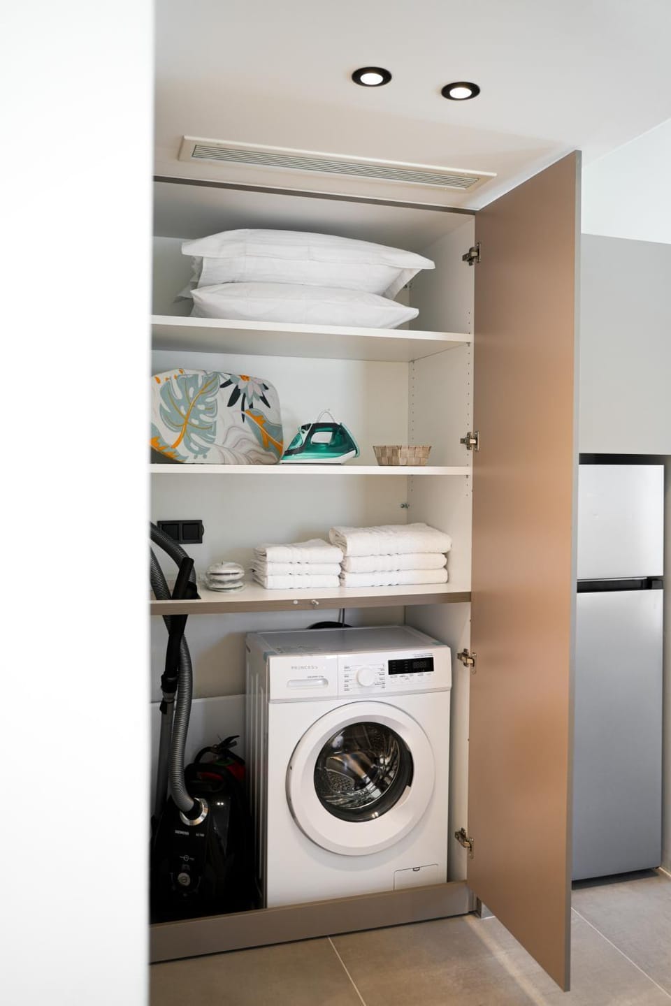 flat iron, towels, wardrobe, washing machine
