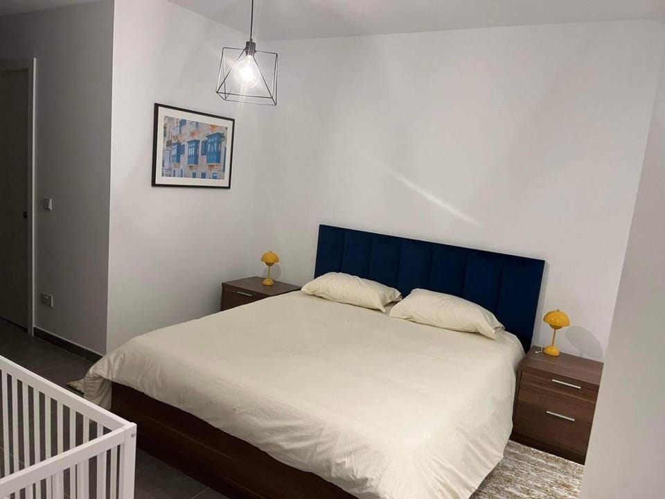 Central Qawra 2 BED apartment by Homely! Apartment in Saint Paul's Bay