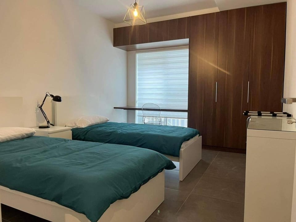 Central Qawra 2 BED apartment by Homely! Apartment in Saint Paul's Bay