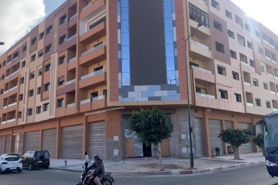 Property building, City view, Street view, Parking