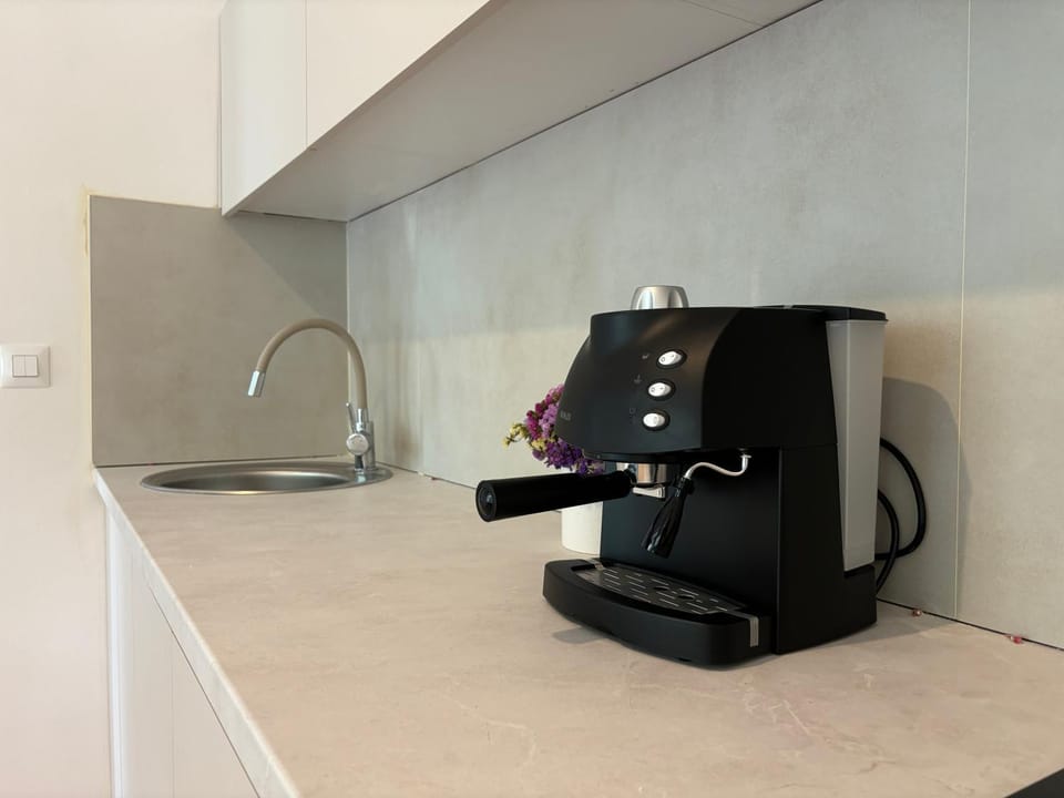 Coffee/tea facilities, Kitchen or kitchenette