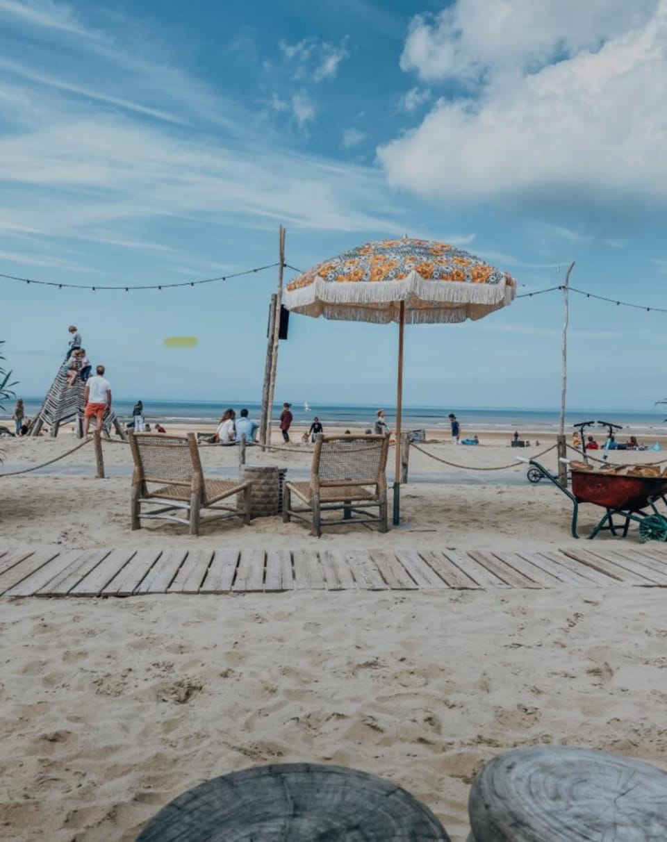 Nearby landmark, Day, Beach, Evening entertainment