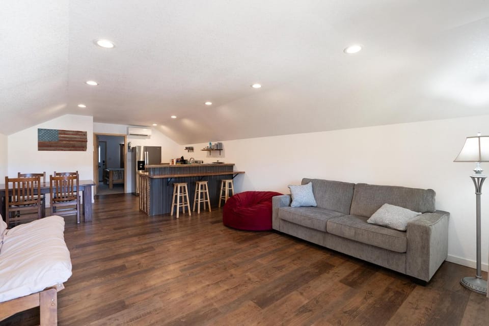 Gold VC Custer`s Loft House in West Custer Township