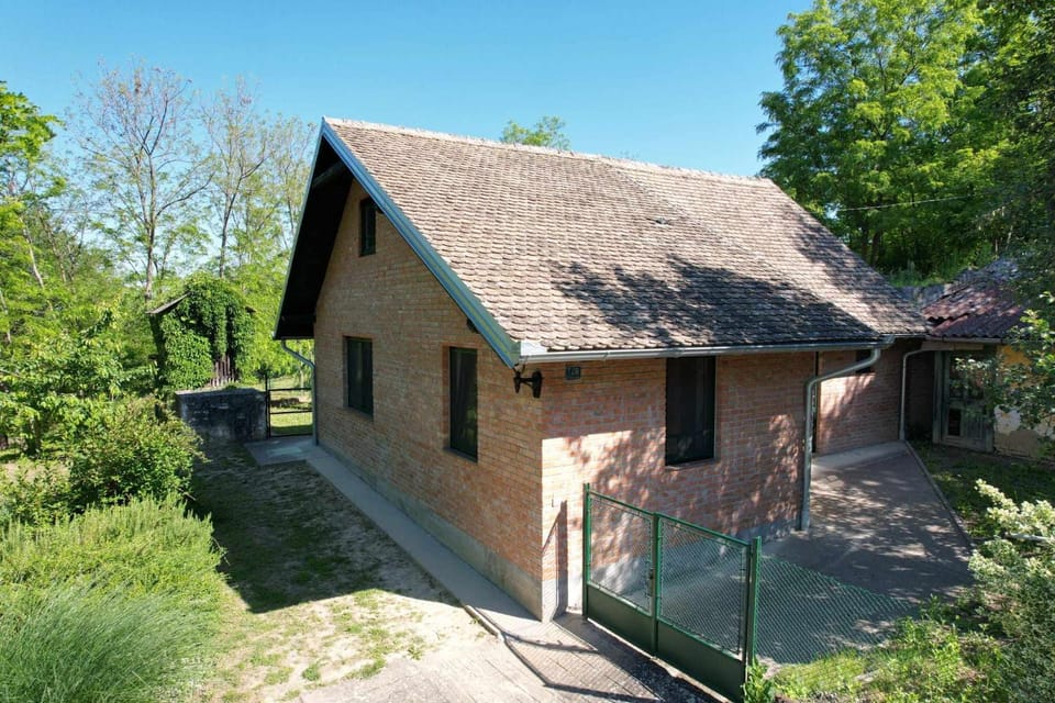Property building, Spring, Day