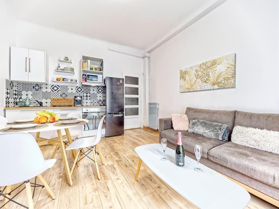 CENTRE VILLE - SUPERBE APPARTEMENT CLIMATISE - COSY-Wifi - Apartment in Nice