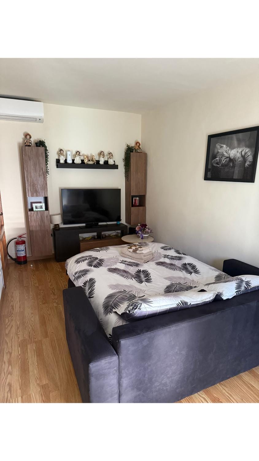 TV and multimedia, Living room, Bedroom