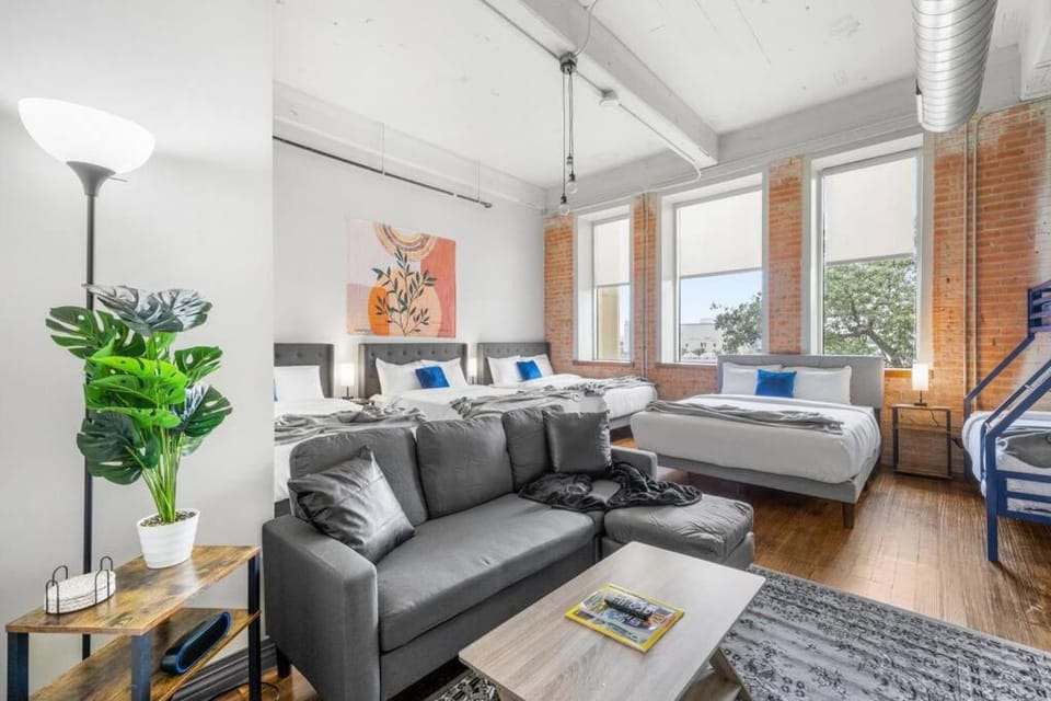 Bed, Living room, Seating area