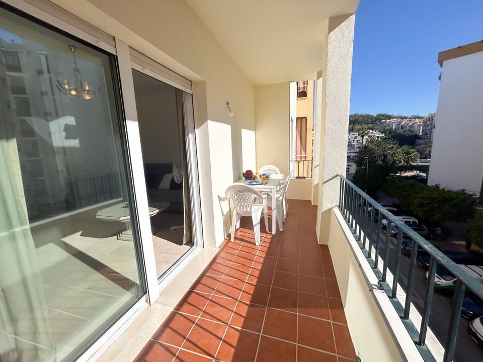 Day, View (from property/room), Balcony/Terrace, Balcony/Terrace, Dining area