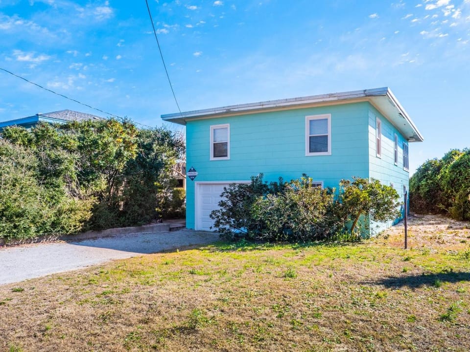 703 By The Sea House in Topsail Beach