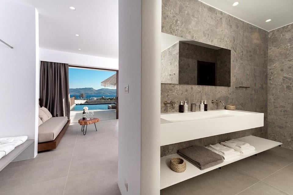 Scylla Concept Suites Apartment hotel in Milos