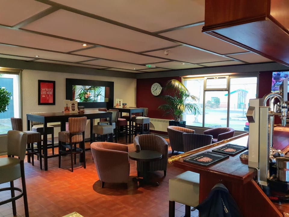 Lounge or bar