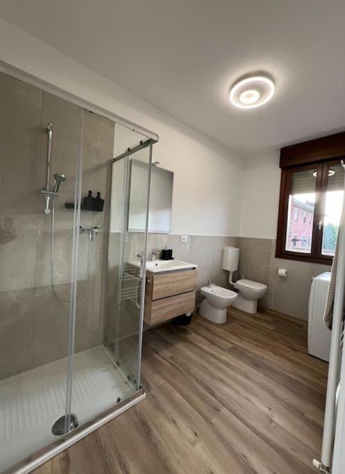 Shower, Toilet, Bathroom