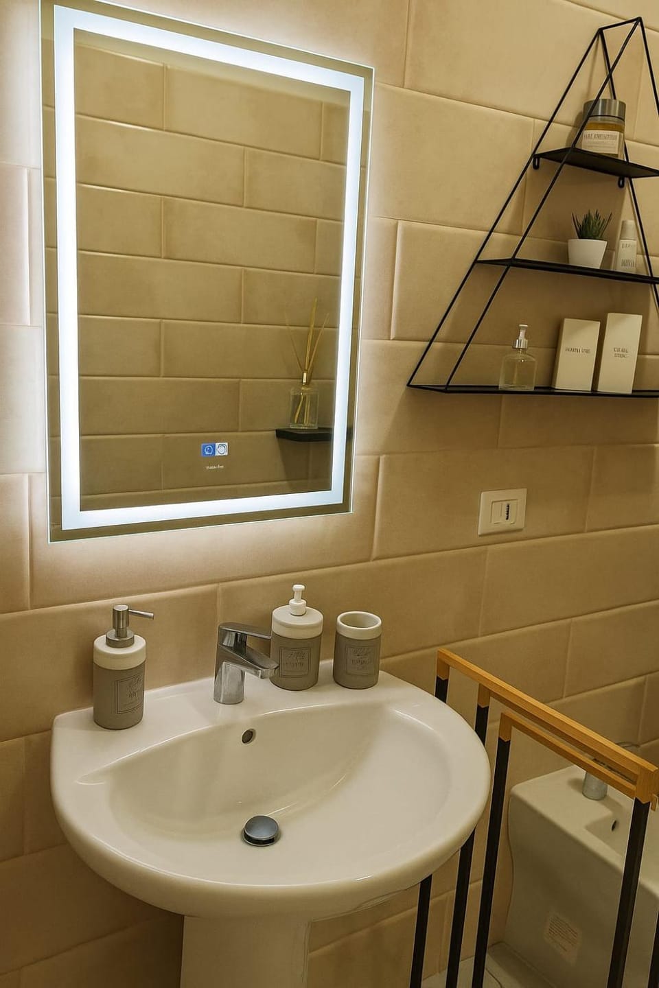 Toilet, Bathroom
