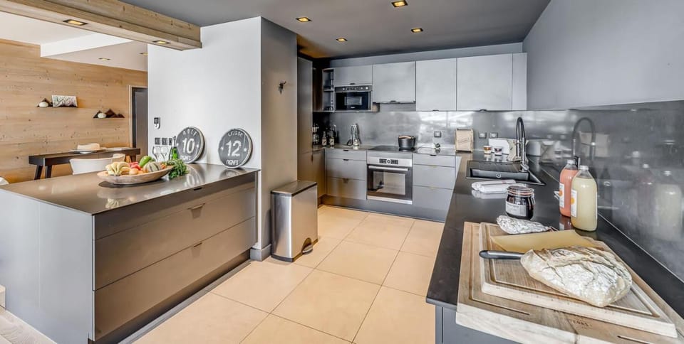 Résidence Phoenix - 5 Pièces pour 9 Personnes MAE-7991 Apartment in Tignes