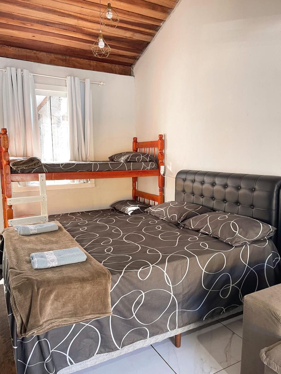 Hostel Ribeirão Dourado Hostel in Florianopolis