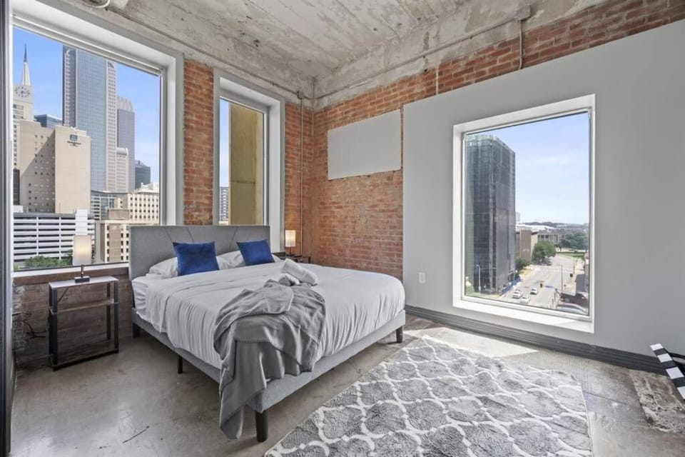 Bed, View (from property/room), Photo of the whole room, Bedroom