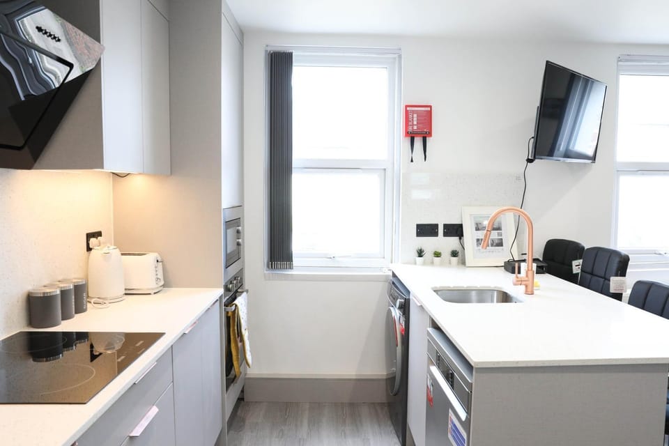 dishwasher, washing machine, kitchen