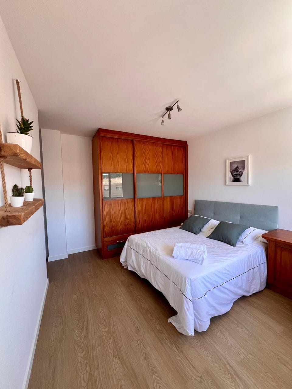 Bed, Bedroom, wardrobe