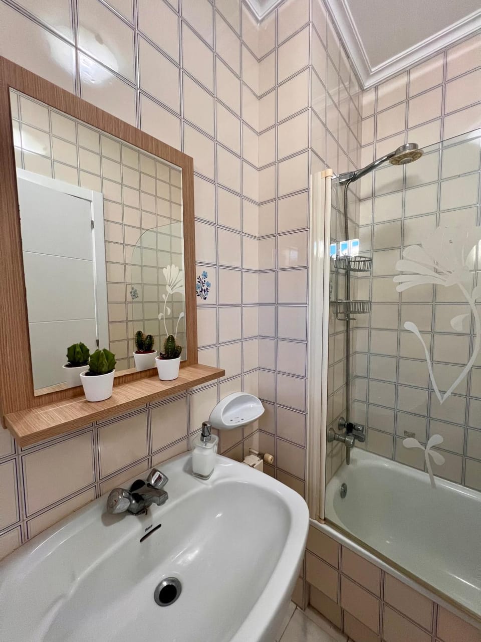 Toilet, Bathroom, Bath
