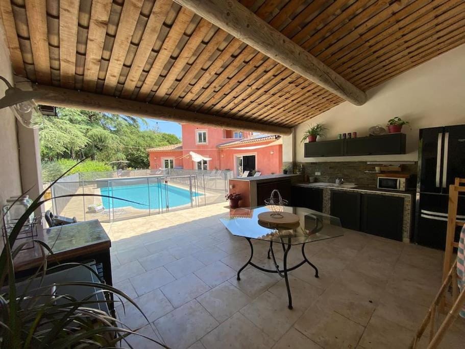 Patio, BBQ facilities, Dining area