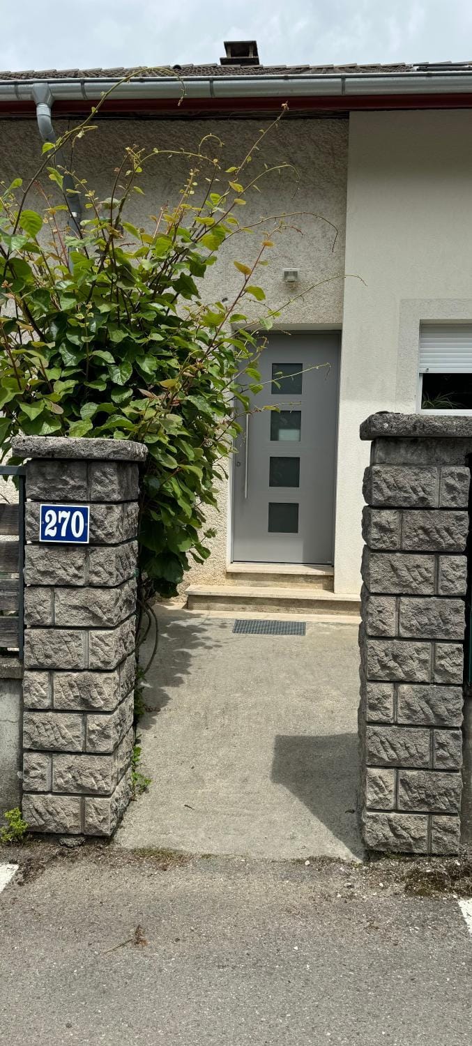 Property building, Street view