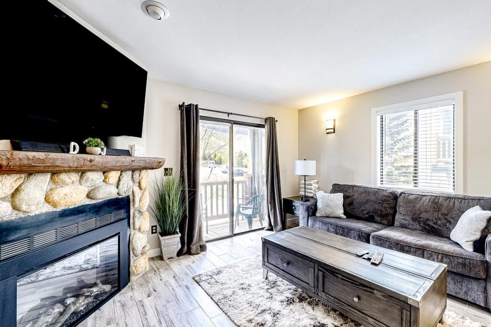 Elegant Escape Apartment in Park City