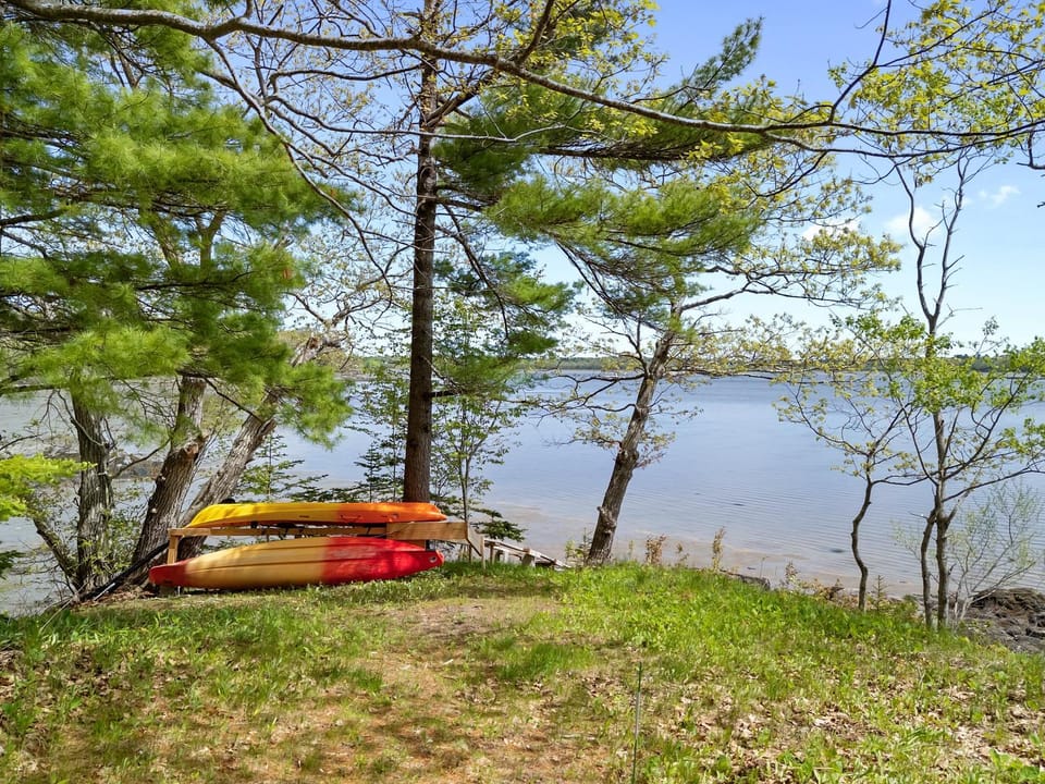 Nearby landmark, Activities