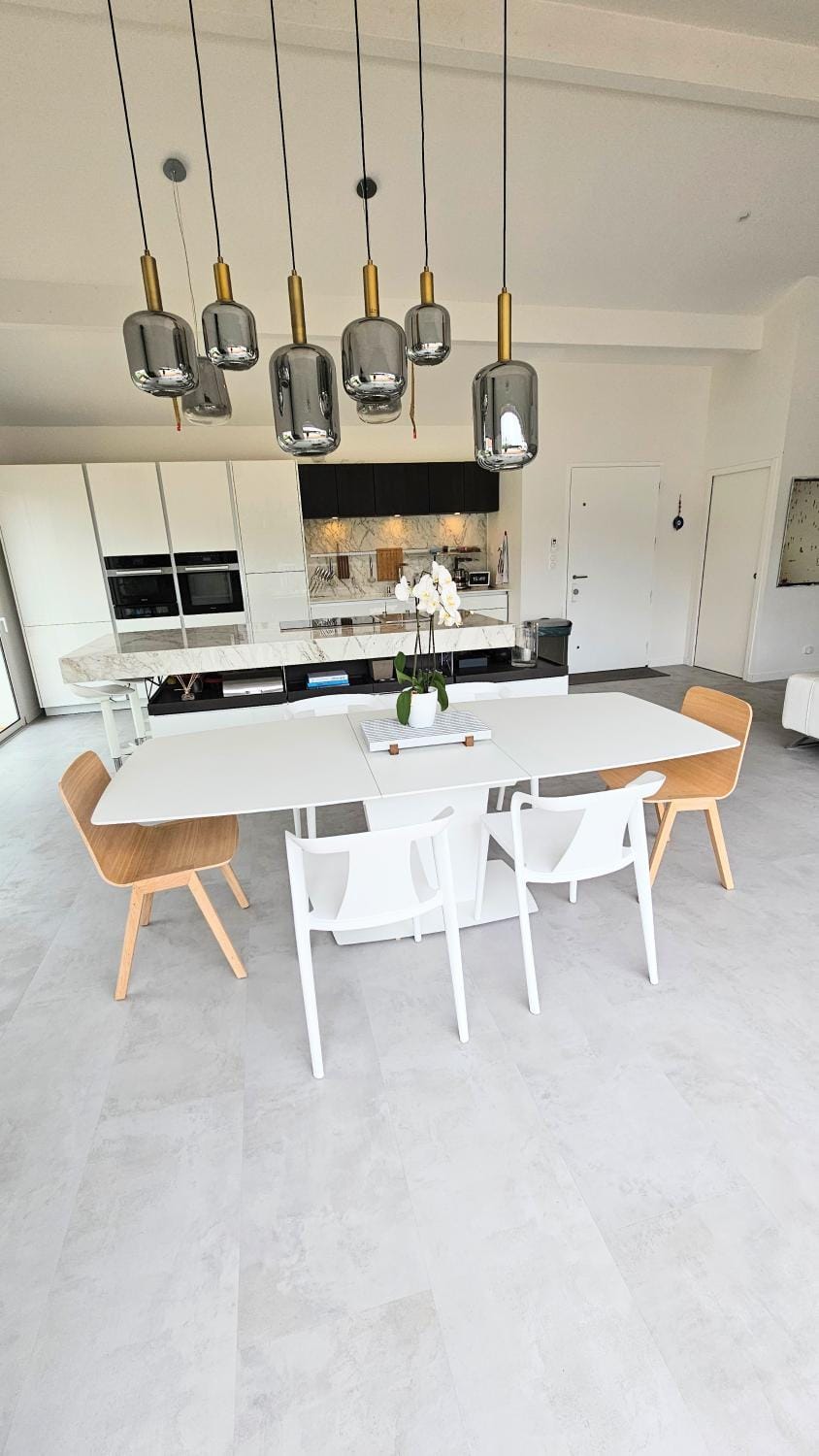 Kitchen or kitchenette, stove