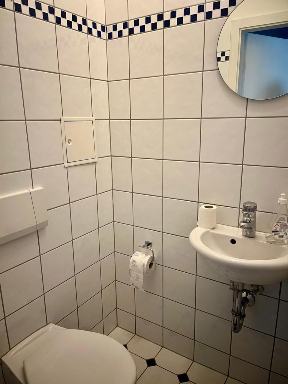 Toilet, Bathroom