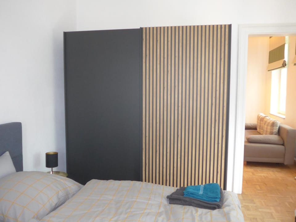 Bed, Bedroom, wardrobe