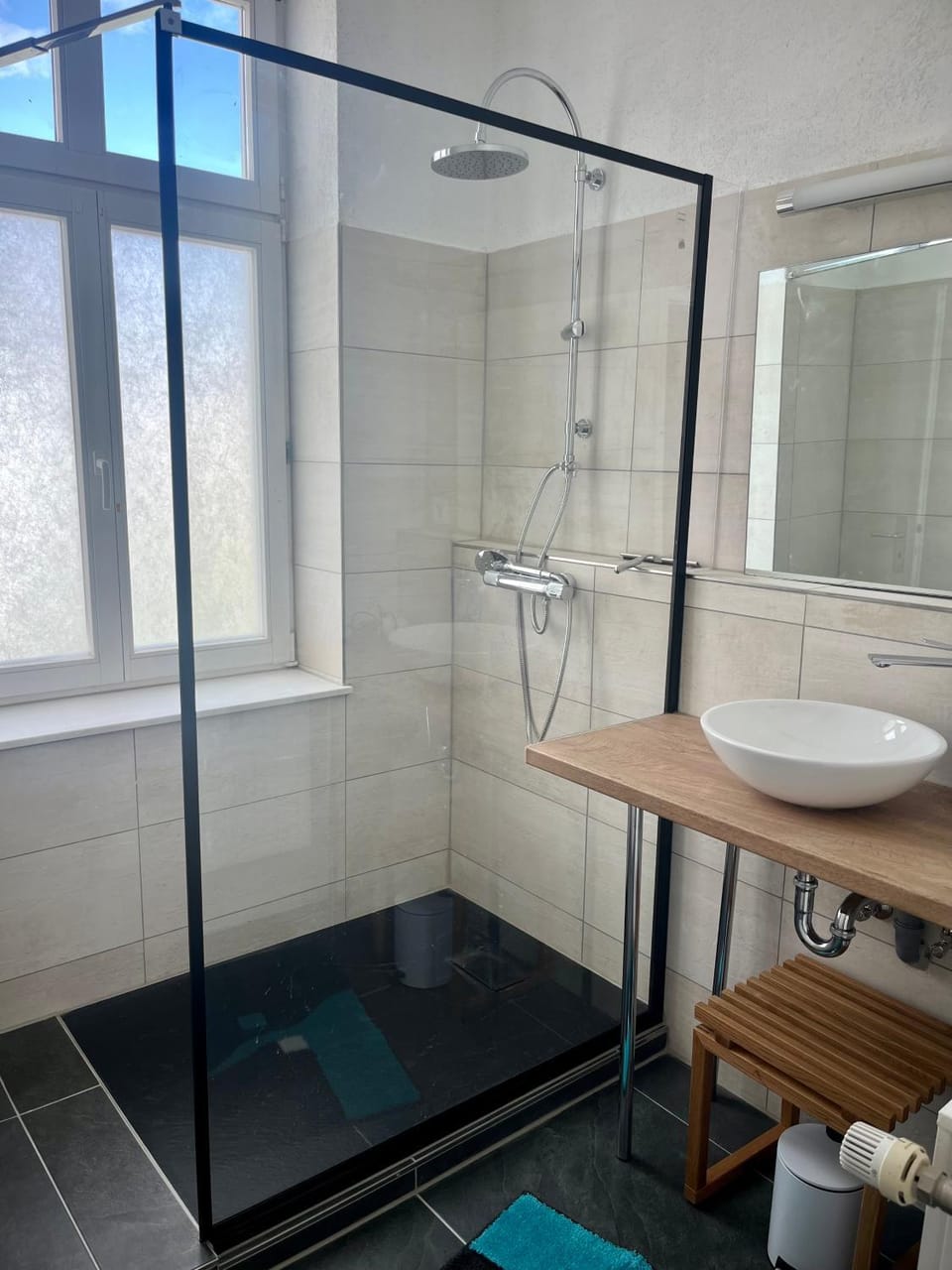 Shower, Bathroom, towels