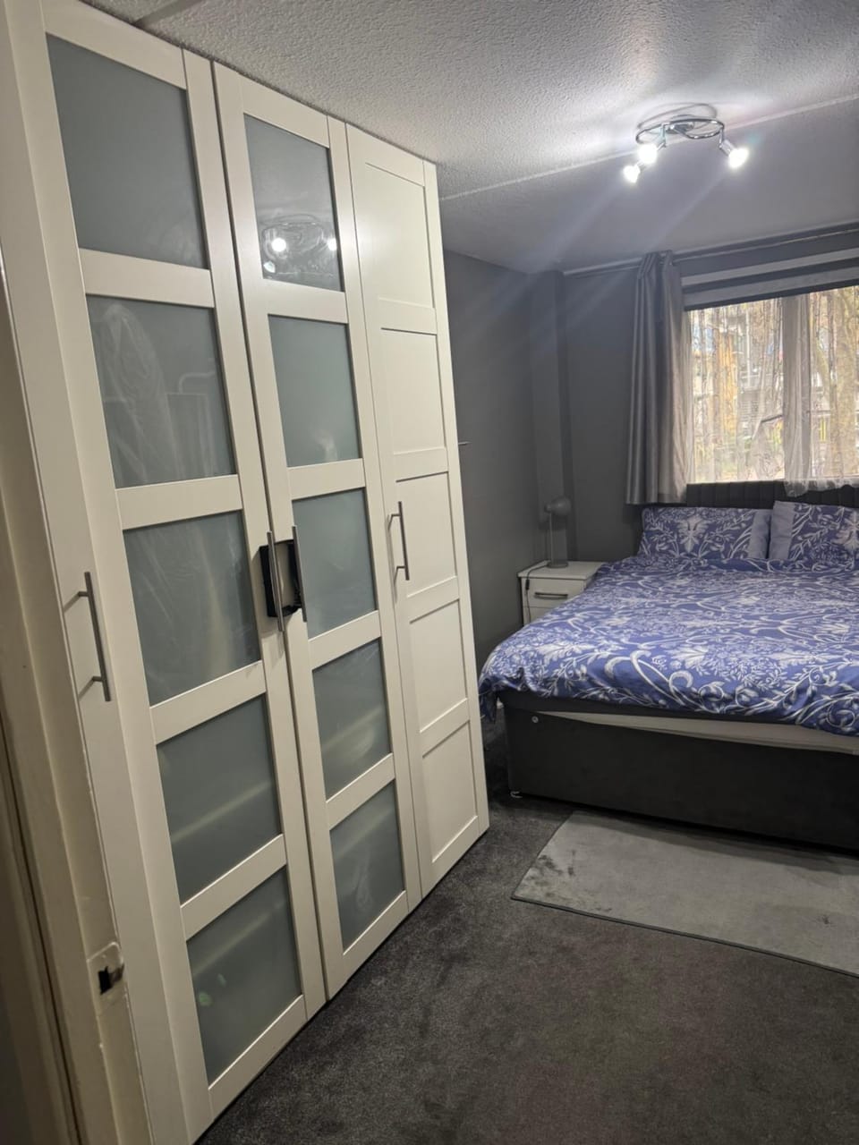 Smart and homely Central London Double Room moment from Baker Street Vacation rental in City of Westminster