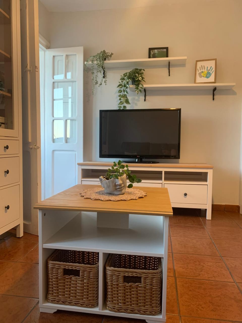 Communal lounge/ TV room, TV and multimedia