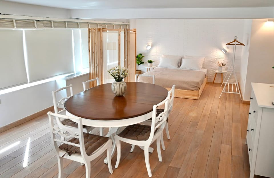 Bright and comfy apartment in the heart of Athens Apartment in Athens