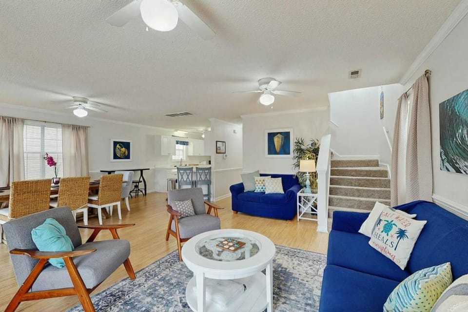 A Wave From It All House in Surfside Beach