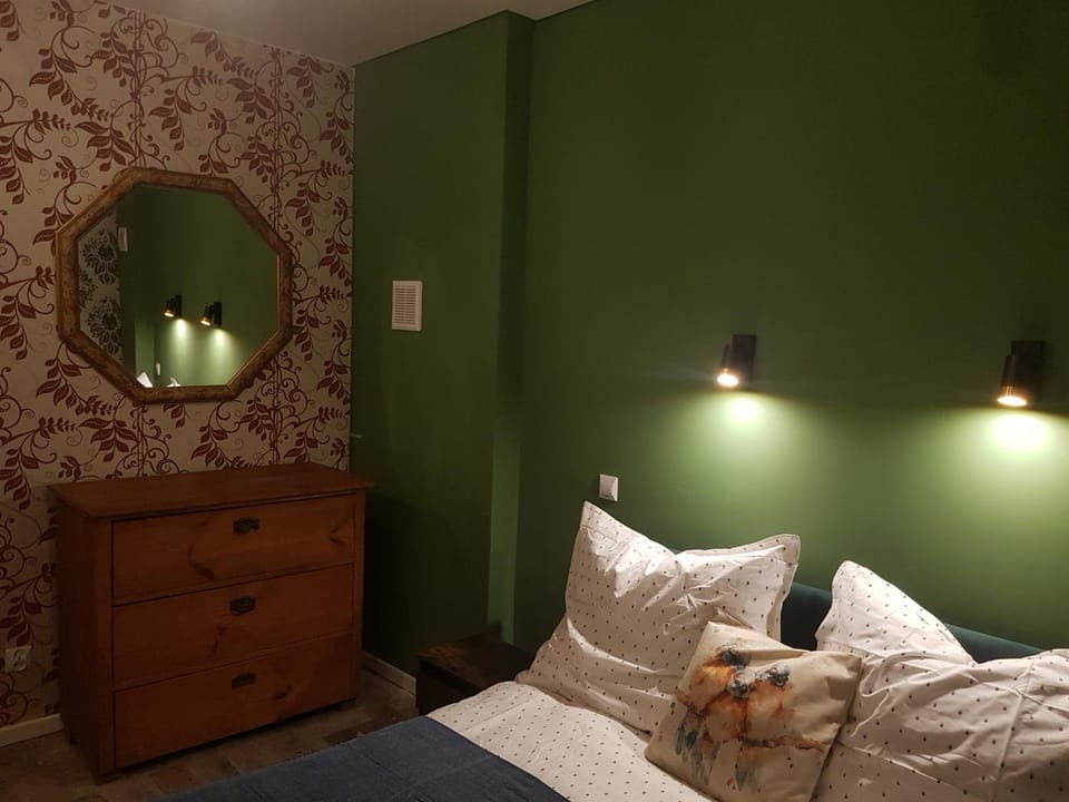 Kanciapa Sherlocka - Sherlock's Hut Apartment in Poland