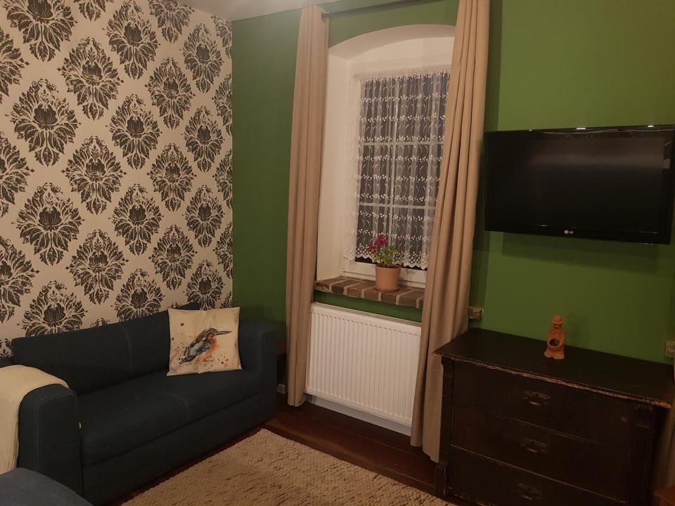 Kanciapa Sherlocka - Sherlock's Hut Apartment in Poland