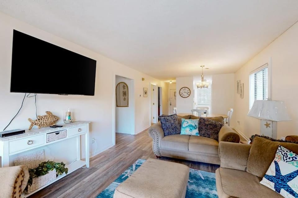 Shipwatch Pointe II P-105 Apartment in South Carolina
