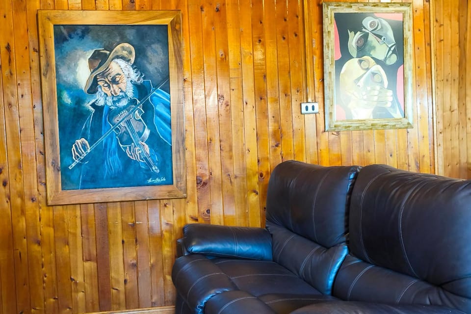 Living room, Decorative detail